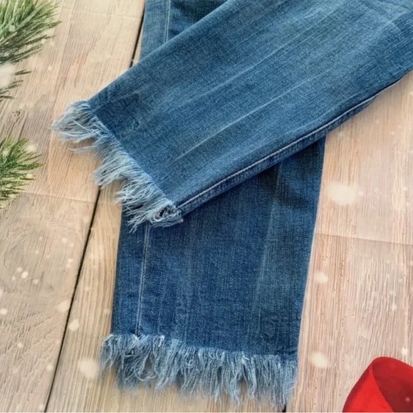 Joe’s Jeans The Charlie High Rise Skinny Crop, Size 32 - Picture 4 of 13